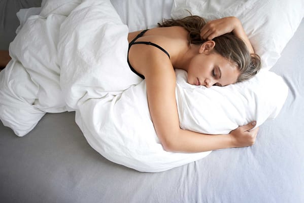 Cách duy trì làn da đẹp sau điều trị trẻ hóa da bằng công nghệ cao 8 khong-massage-xong-hoi-nam-sap-sau-khi-tham-my-cong-nghe-cao-3