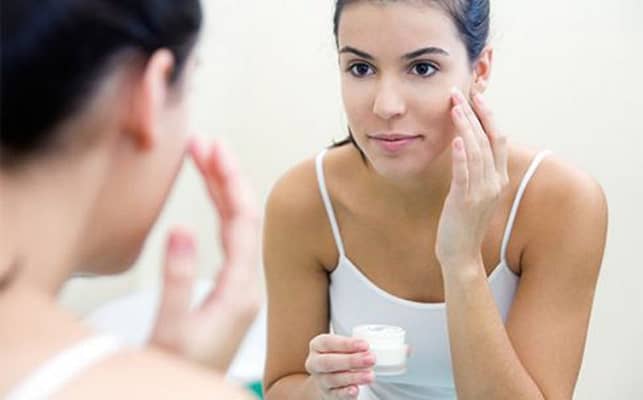 Mụn trứng cá - Nguyên nhân và cách khắc phục 9 mh3 bhvj